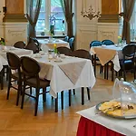 Eurostars Park Maximilian Otel
