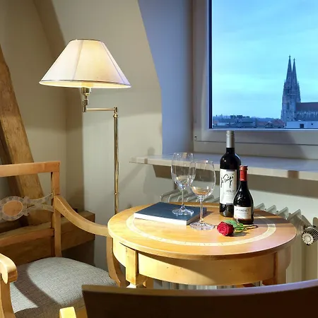 Eurostars Park Maximilian 4*