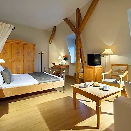 Eurostars Park Maximilian 4*